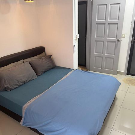 Spice Tunas 3B2B House Bayan Lepas Esterno foto