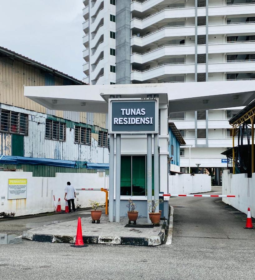 Spice Tunas 3B2B House Bayan Lepas Esterno foto